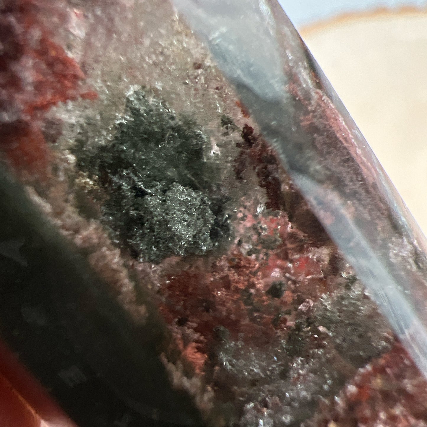 Garden Quartz Tower 彩幽靈柱