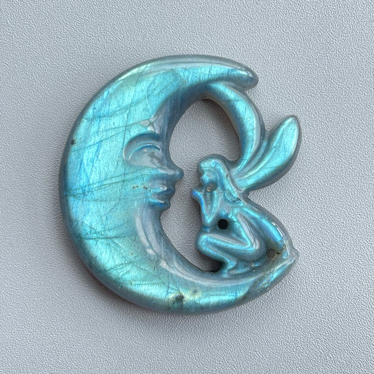 拉長石 -幫助穩定氣場 -舒緩急躁情緒和增加耐性 -激發想象力,鼓勵分析和邏輯 - 理解控制情緒信念,選擇更好信念 -帶來和平與幸福,擺脫負能量 -提升睡眠質素