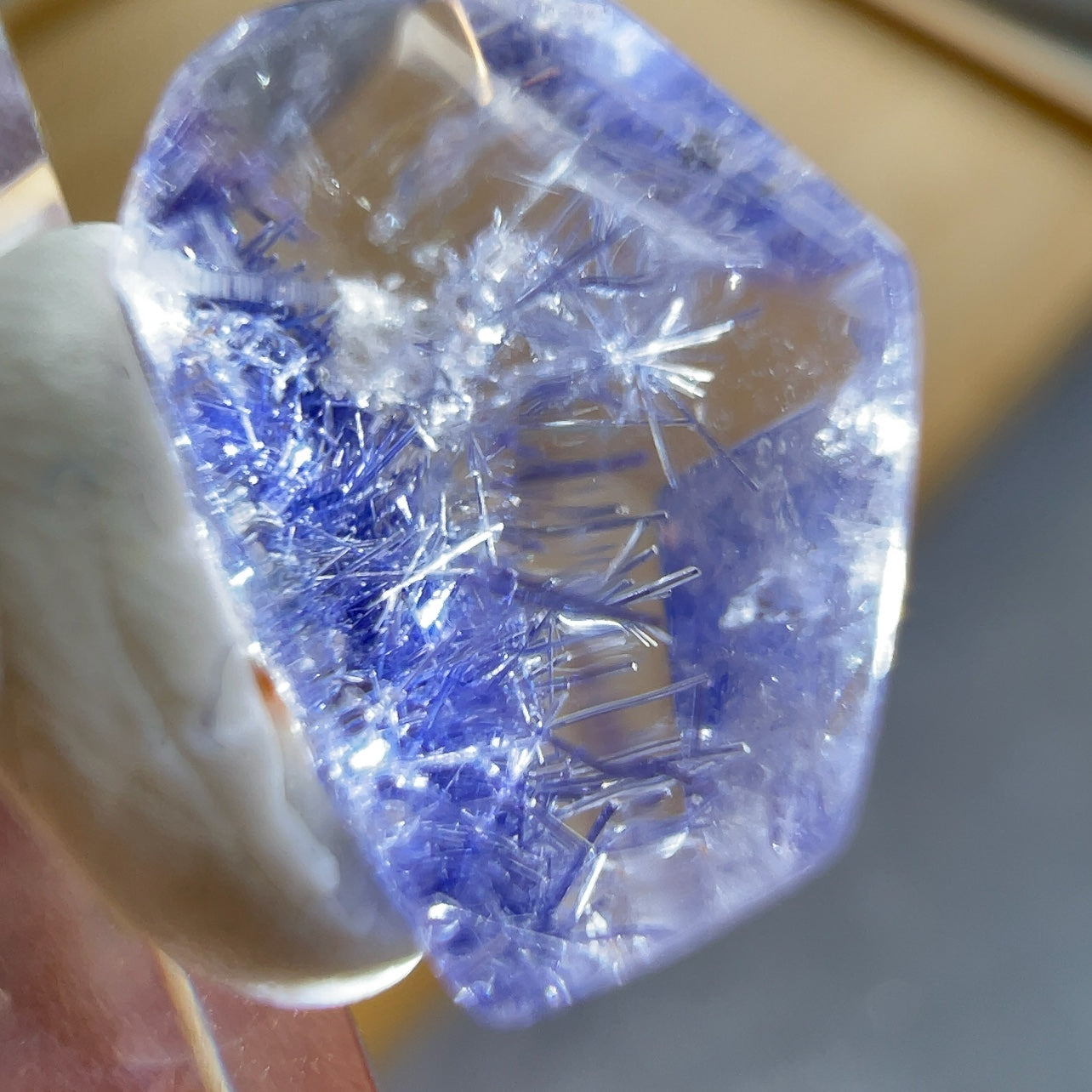 Dumortierite Quartz 藍線石