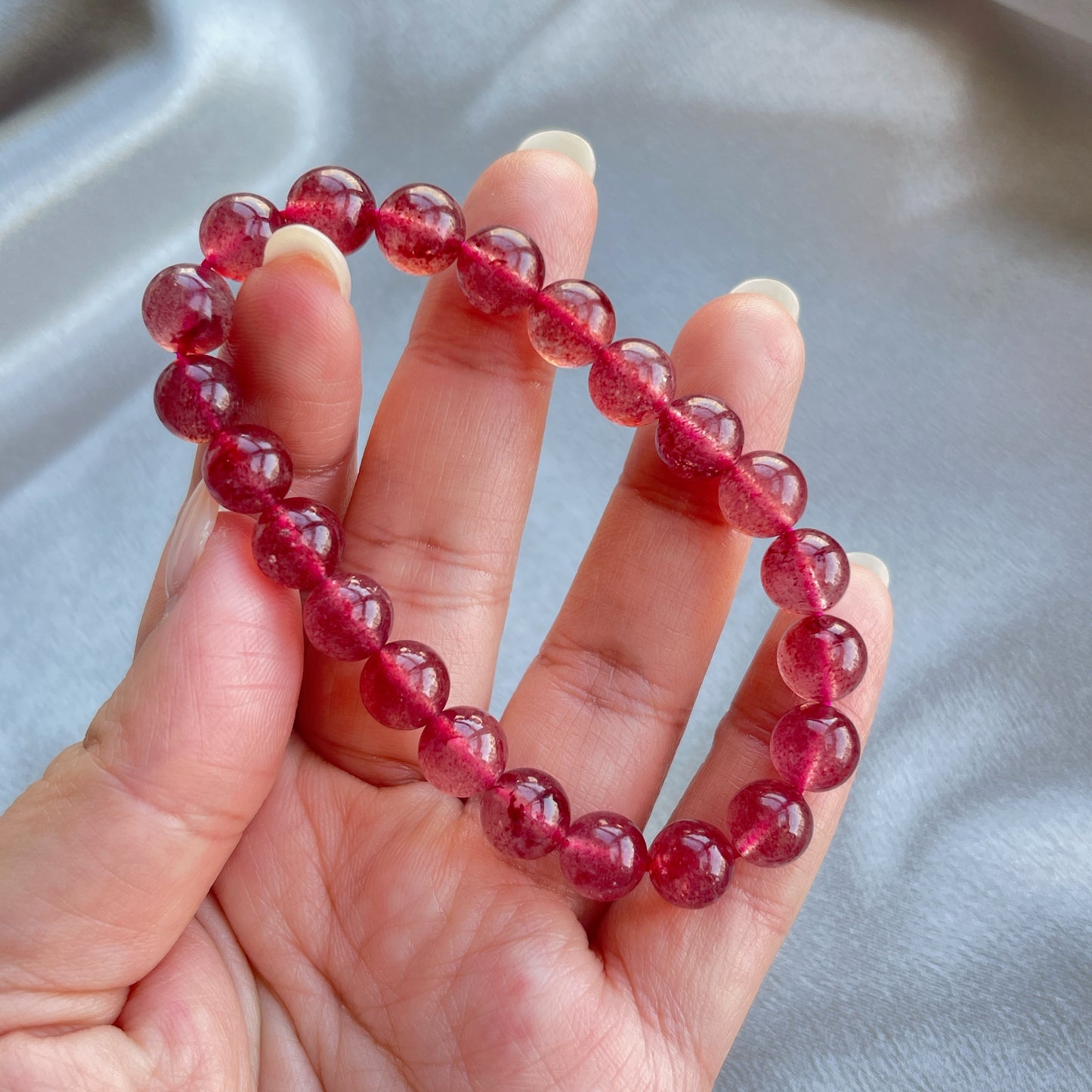 -象徵著愛情、幸福與喜悅 -吸引好姻緣 -增加個人魅力與好人緣 -對自我更加有信心 -敞開胸懷接納他人意見 -可以讓思考更加清晰、心境平和