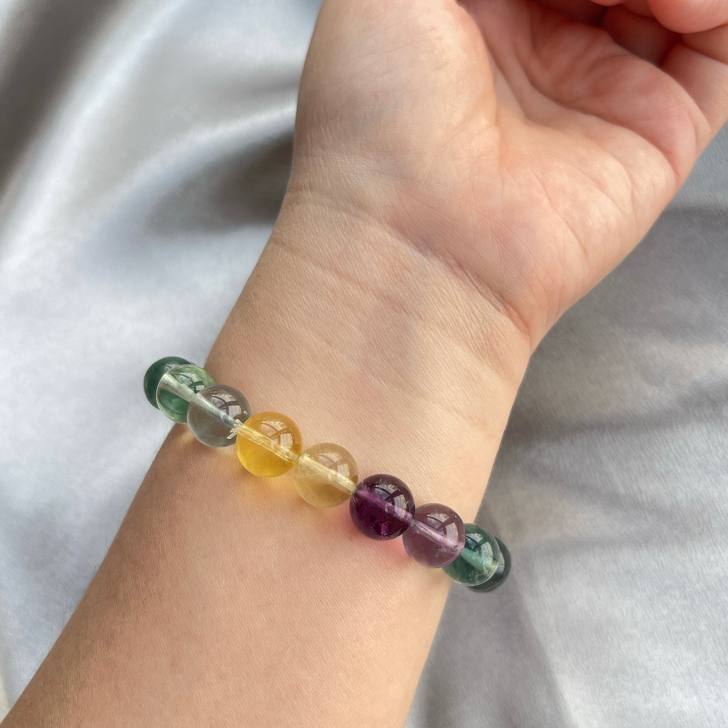 彩螢石手串 code 010