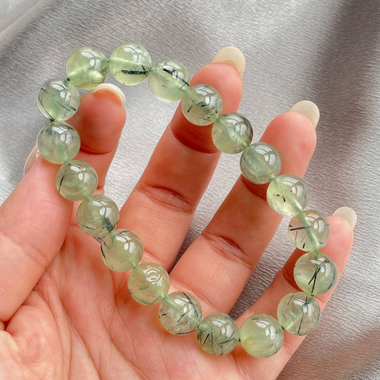 葡萄石黑髮晶共生手串