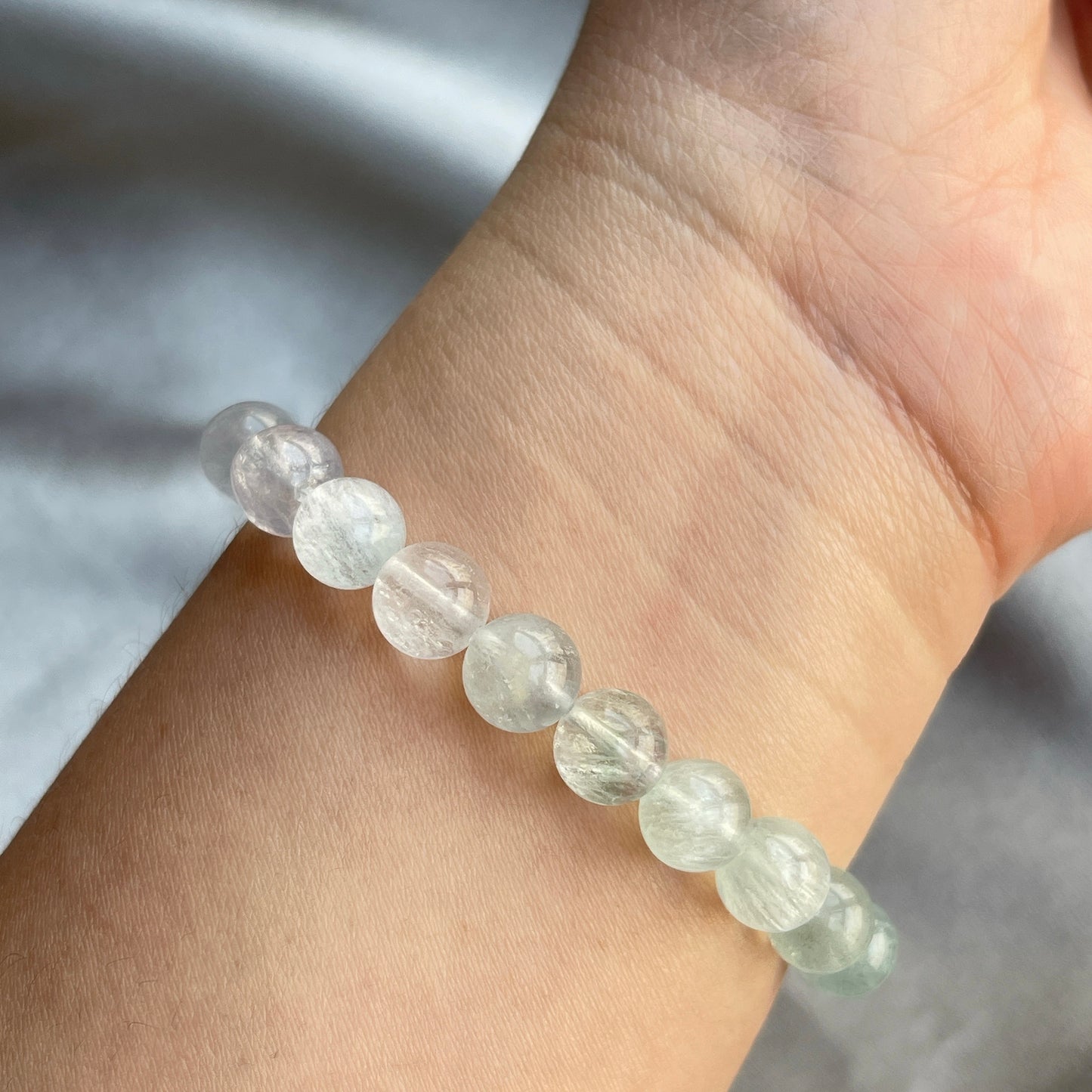 -幫助頭腦清晰 -激發創造性,增強創意思考 -特別適合安靜動腦使用者人群 -減壓,緩解煩躁的情緒 -去除身體負能量