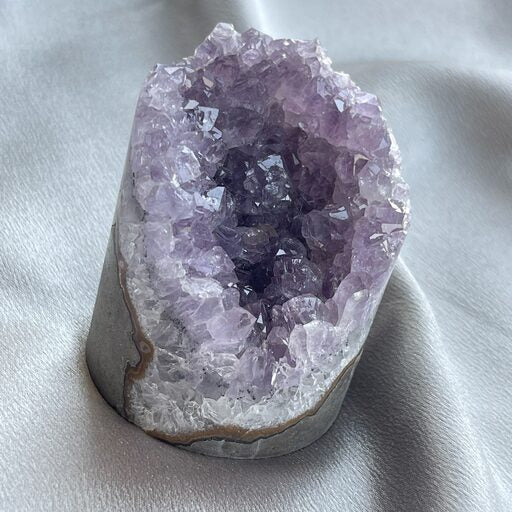 巴西圓柱形紫晶簇