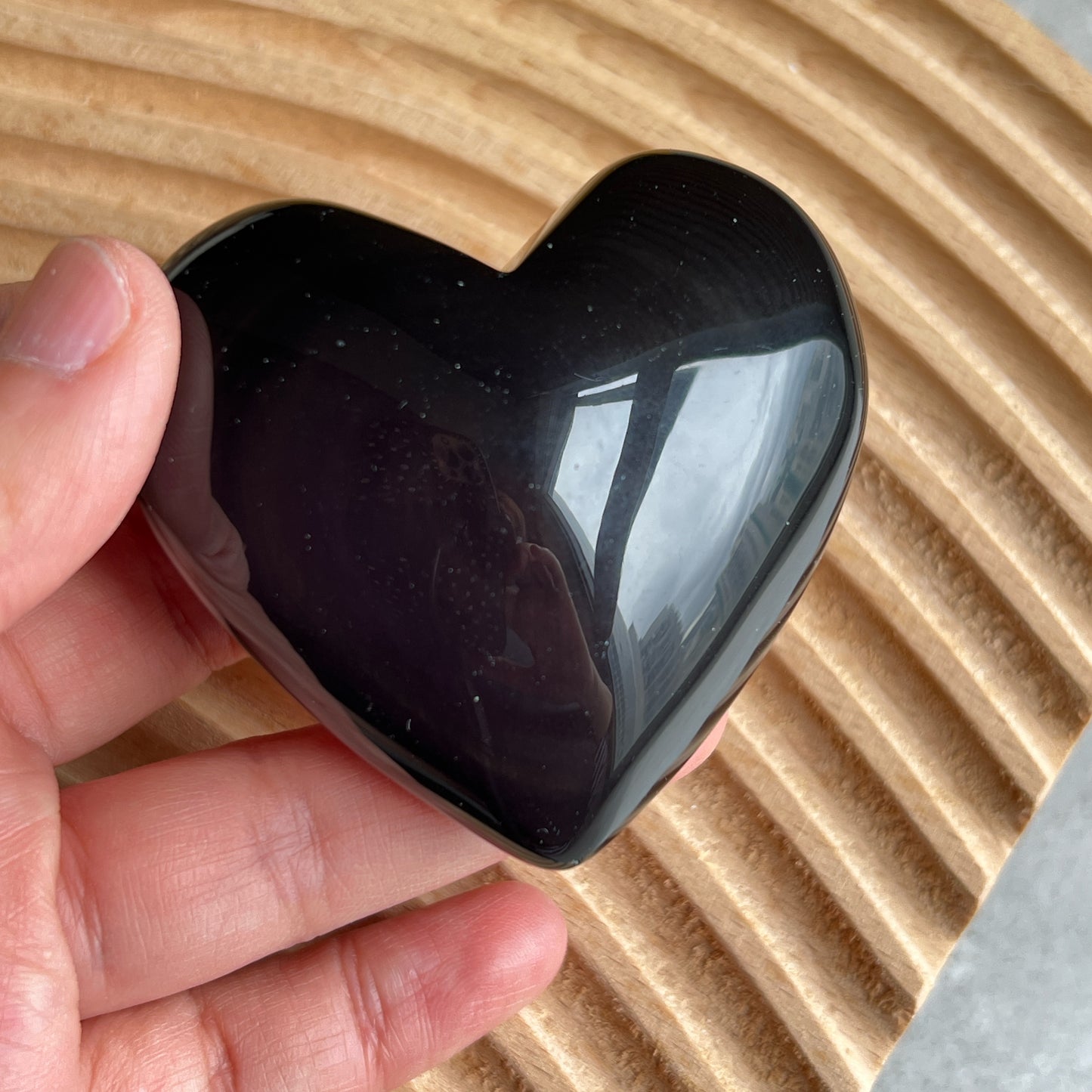 紫曜石心

-辟邪，保平安

-吸負能量，防小人

-舒緩壓力，消除疲勞