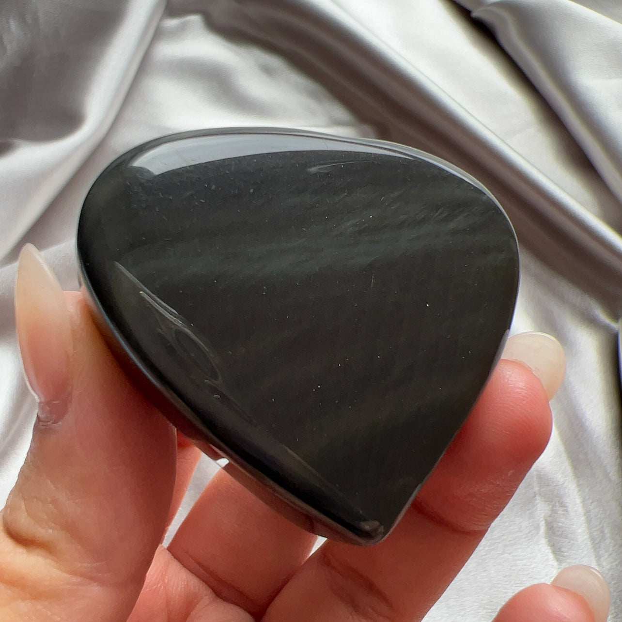 Rainbow Obsidian Heart 彩曜石心