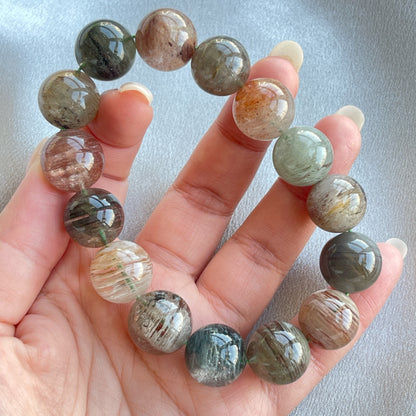 ▫️綠幽靈 -主正財，由事業，主意帶來的財富 -聚財，由辛勤努力而累積的財富 -招有助增旺事業的貴人 -平穩情緒 ▫️紅幽靈 -增加包容心與同理心 -增加理解力與包容能力 -招財的功效 -緩解疲憊，放鬆情緒 ▫️白幽靈 -淨化個人氣場 -提升記憶力