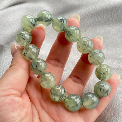 葡萄石黑髮晶共生手串