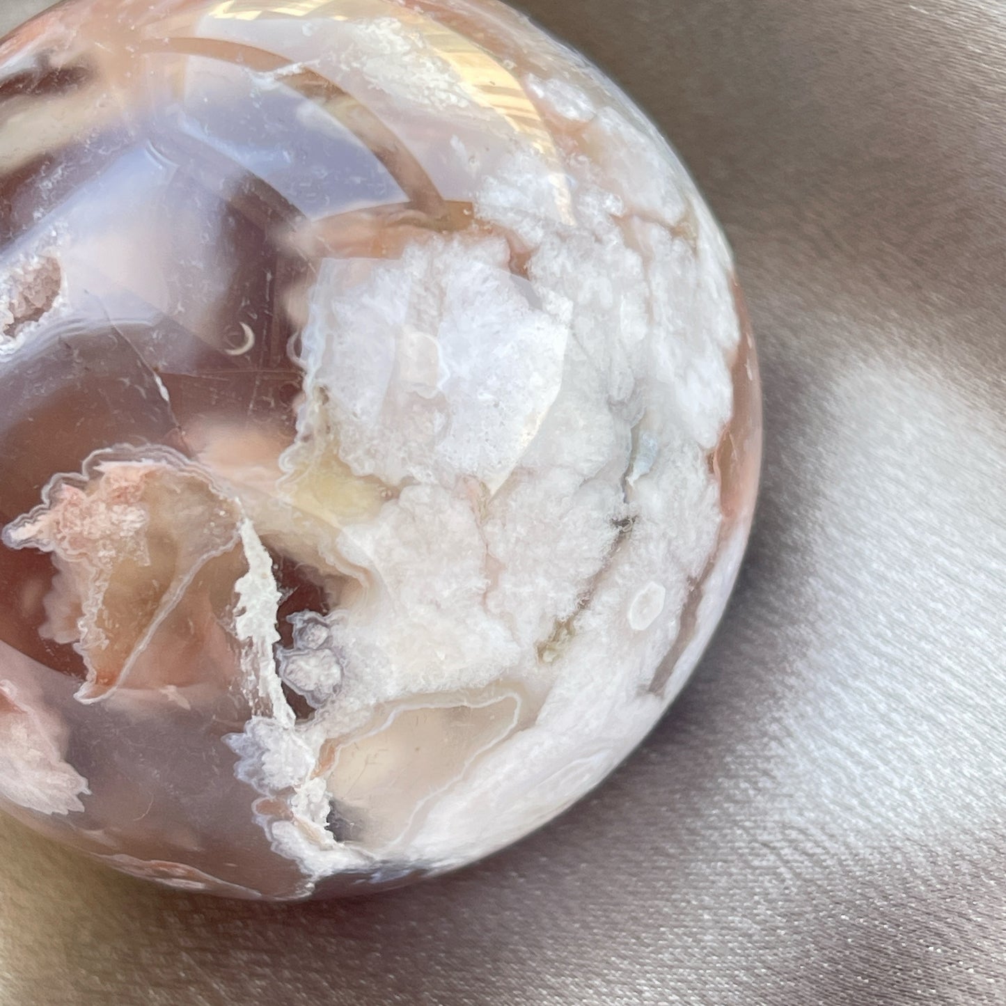 Flower Agate Sphere 櫻花瑪瑙球