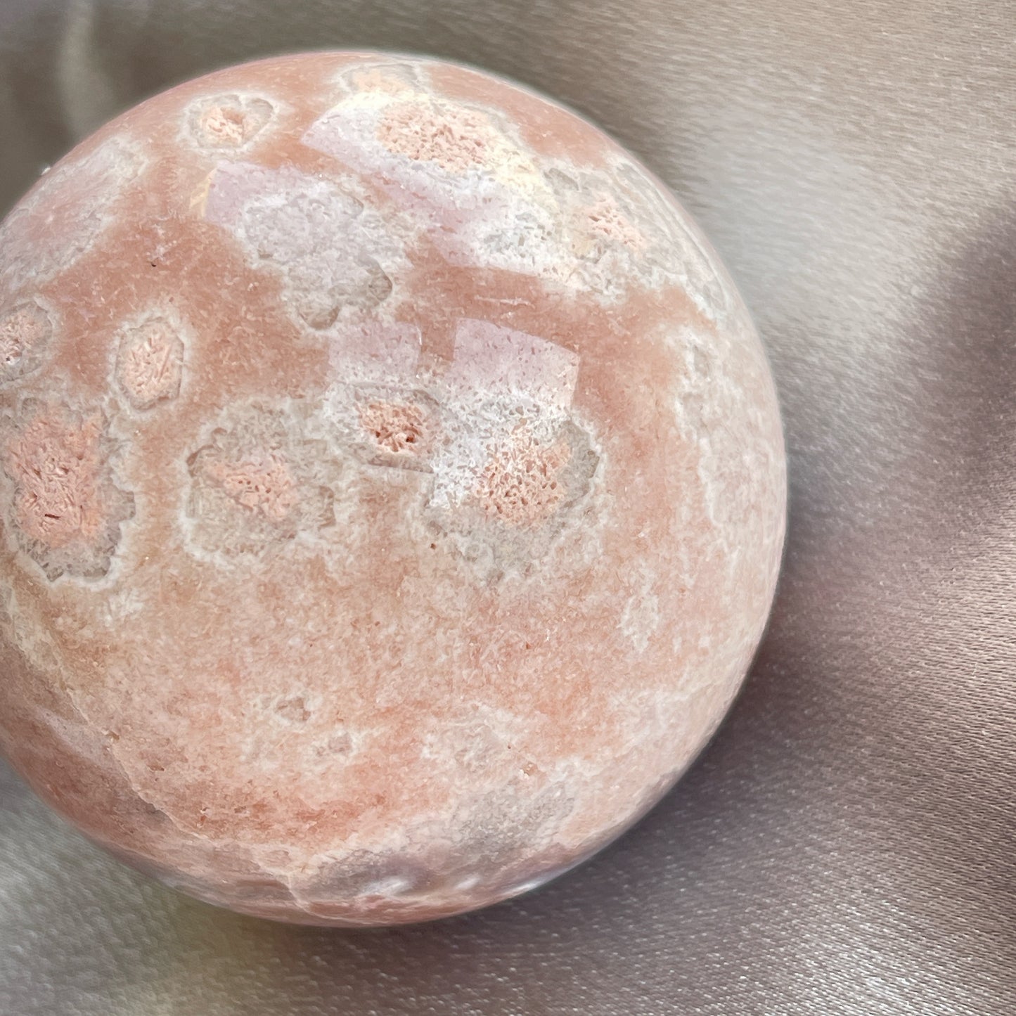 Flower Agate Sphere 櫻花瑪瑙球