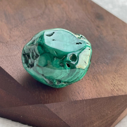 孔雀石 tumbled stone