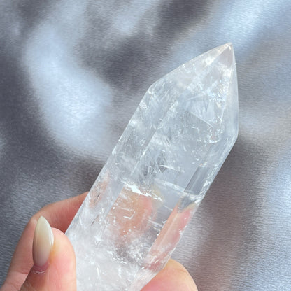 彩虹白方解柱
